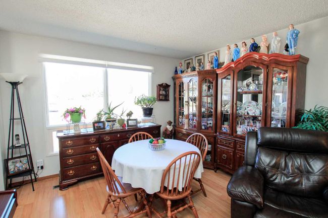 3813 50 A Street, Home with 3 bedrooms, 1 bathrooms and 3 parking in Red Deer AB | Image 8