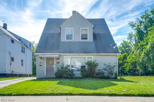 382 E 152nd St, Cleveland, OH, 44110-1797 | Card Image