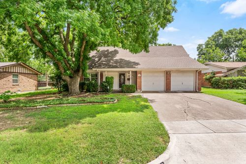 4700 Roxie St, Haltom City, TX, 76117-2250 | Card Image