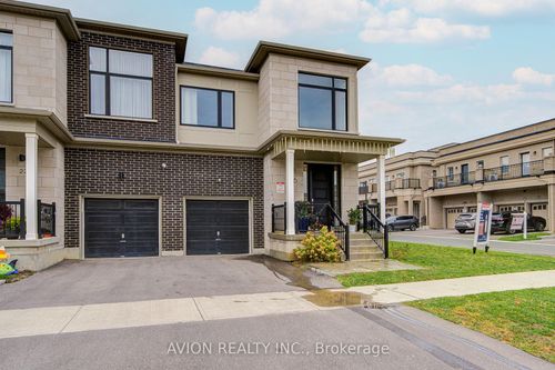 16 Callisto Lane, Richmond Hill, ON, L4C4Z2 | Card Image