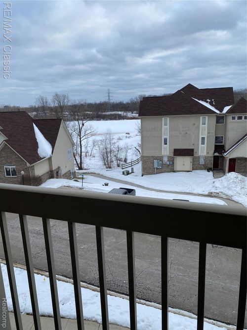 806 Brandon Ave, Pontiac, MI, 48340-1380 | Card Image