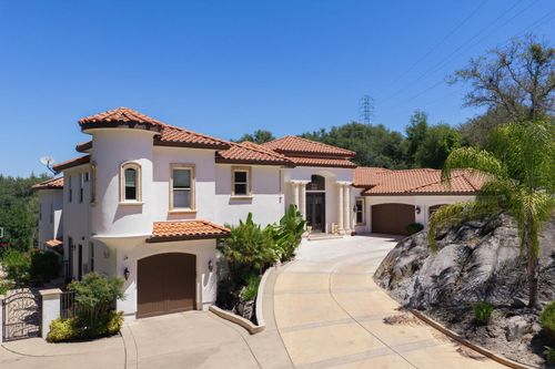 5645 Los Posas Way, Granite Bay, CA, 95746-5864 | Card Image