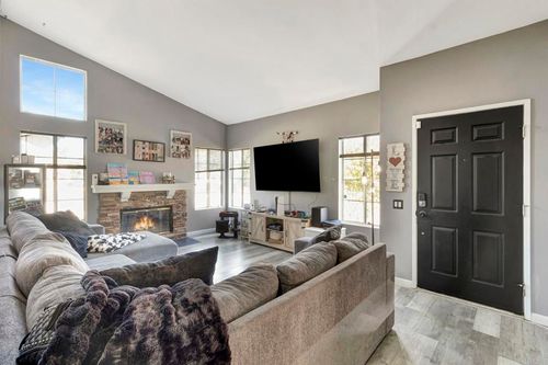 39820 Osprey Rd, Murrieta, CA, 92562-4044 | Card Image