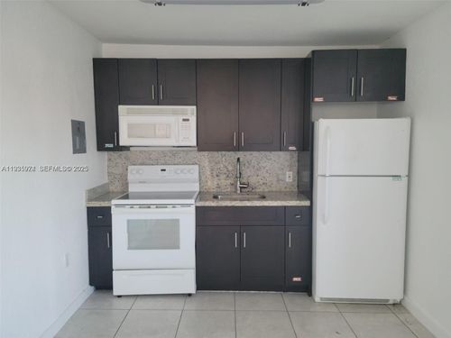 2-5655 Johnson St, Hollywood, FL, 33021-5631 | Card Image