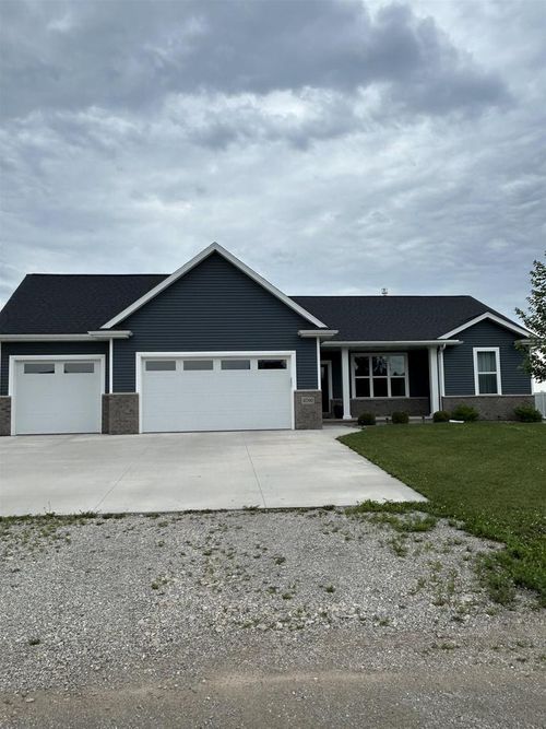 3700 Ridgecrest Lane, KAUKAUNA, WI, 54130 | Card Image