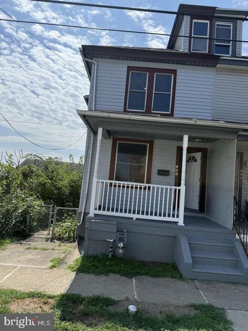 131 White Ave, MARCUS HOOK, PA, 19061-4344 | Card Image