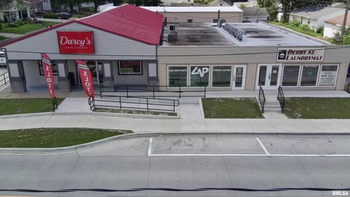 1310 Derby St, Pekin, IL, 61554-5972 | Card Image