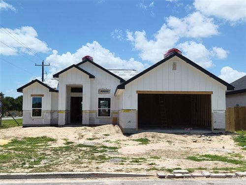 901 Milania Dr, La Feria, TX, 78559-2014 | Card Image