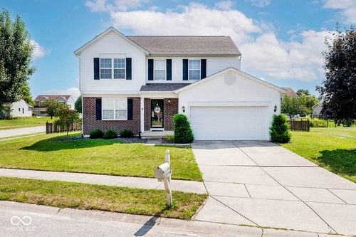 5067 Clay Creek Ln, Plainfield, IN, 46168-9003 | Card Image