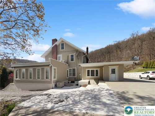 794 Claremont Ave, TAMAQUA, PA, 18252-4813 | Card Image