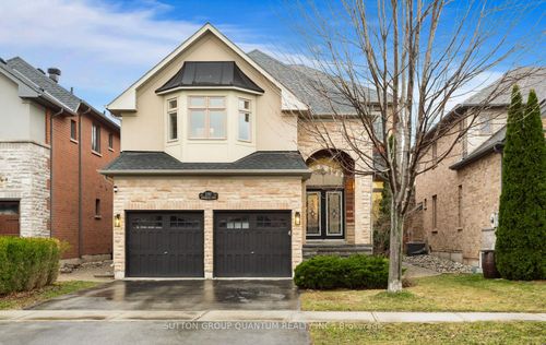 2351 Gladacres Lane, Oakville, ON, L6M0G4 | Card Image