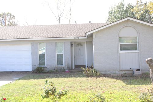 14206 Osage Dr, Balch Springs, TX, 75180-4212 | Card Image