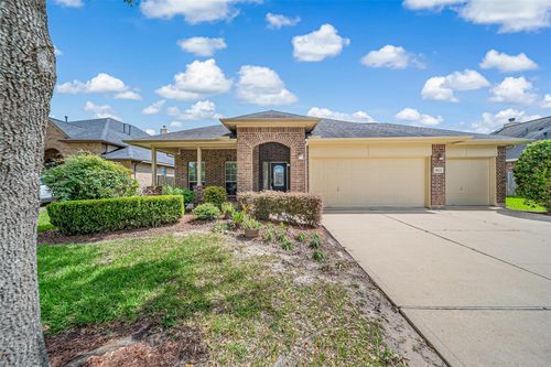 8811 Henrico Ln, Rosenberg, TX, 77469-4880 | Card Image