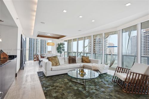 2101-465 Brickell Ave, Miami, FL, 33131-2494 | Card Image