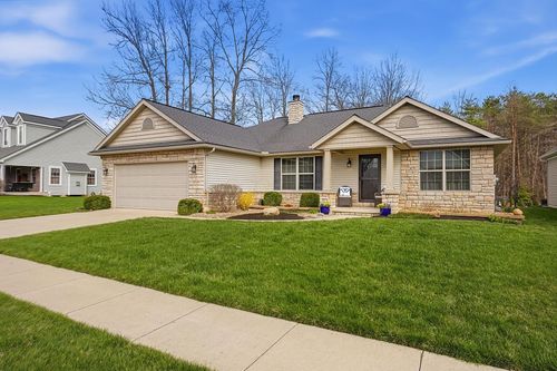 320 Middleburn St, Johnstown, OH, 43031-7003 | Card Image