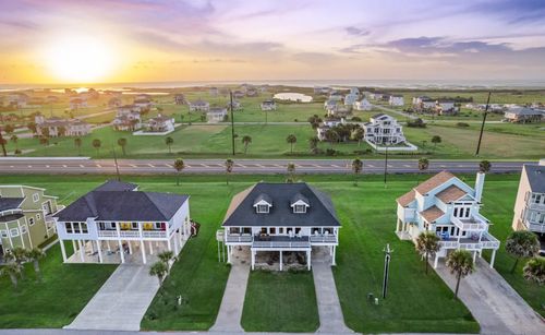 18306 E De Vaca, Galveston, TX, 77554-1044 | Card Image