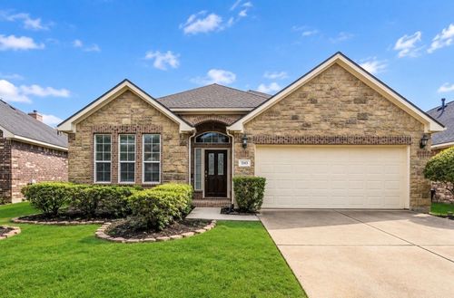5315 Lilac Grove Ln, Rosharon, TX, 77583-8195 | Card Image