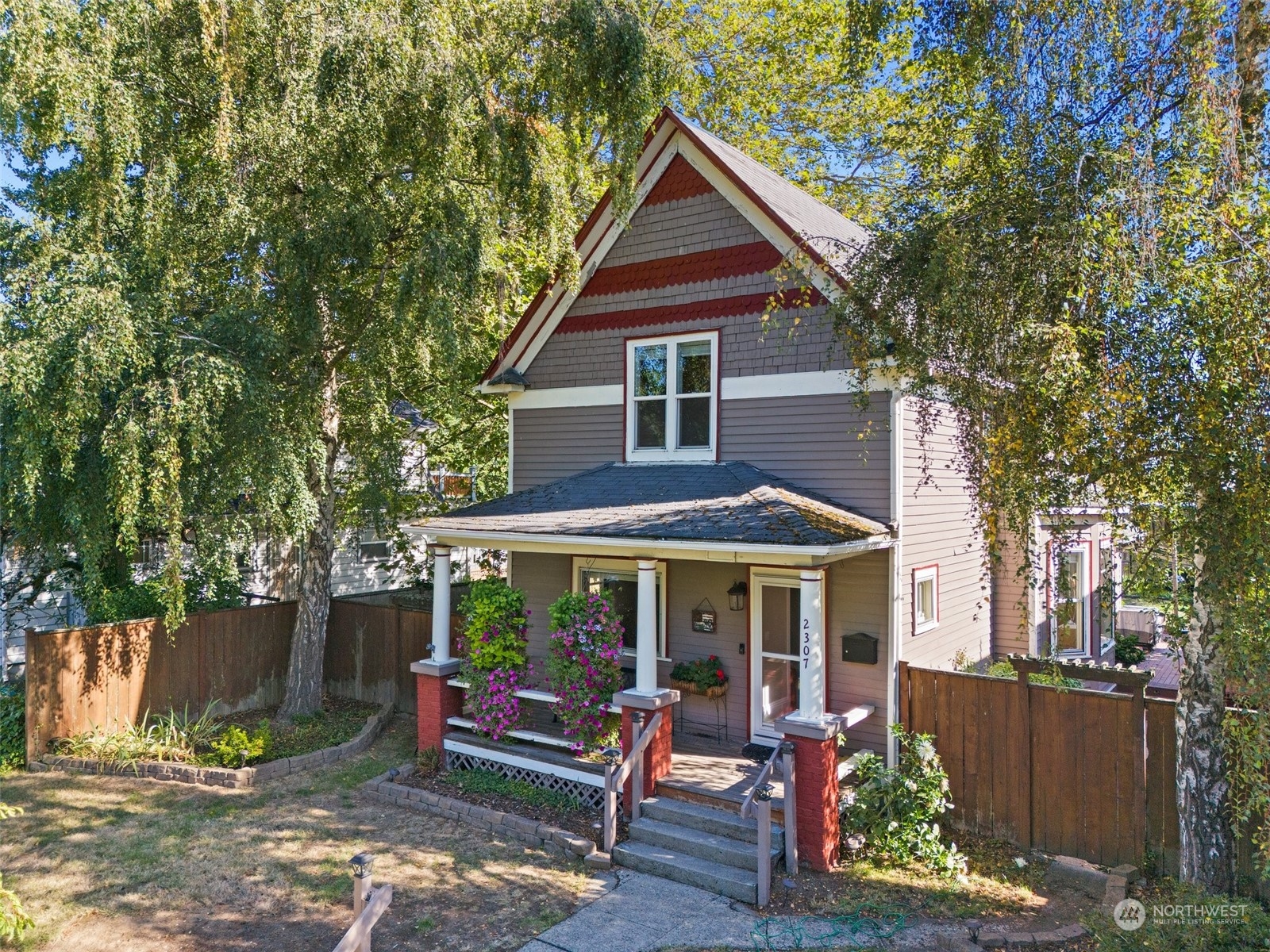 Grant Ave, Tacoma, WA 98405