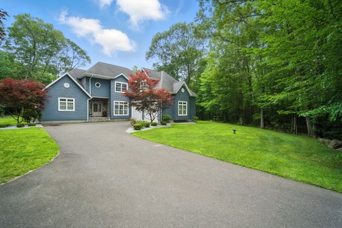 31 Galbraith Rd, Somers, CT, 06071-1746 | Card Image