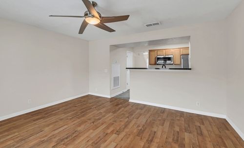 8007 Logan Dr, La Vergne, TN, 37086-3488 | Card Image