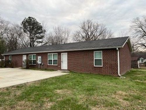 700 Vincent St, Manchester, TN, 37355-1938 | Card Image