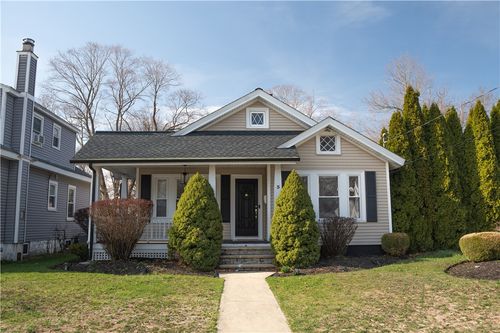 3 Nelson St, North Providence, RI, 02911-1019 | Card Image