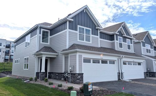 4034 Hayward Ave N, Oakdale, MN, 55128-2225 | Card Image