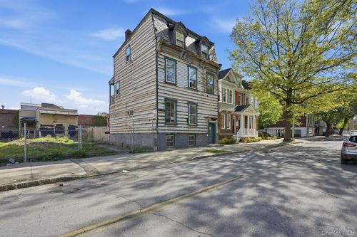 95 Cannon St, Poughkeepsie, NY, 12601-3303 | Card Image