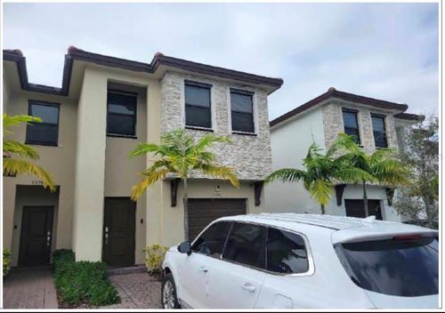 25190 Sw 107th Ave, Homestead, FL, 33032-6338 | Card Image