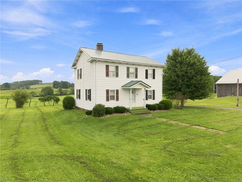985 E Pike Rd, Indiana, PA, 15701-8993 | Card Image