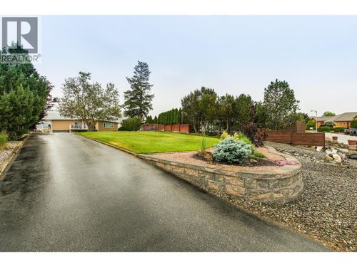 3615 Lobelia Dr, Osoyoos, BC, V0H1V1 | Card Image