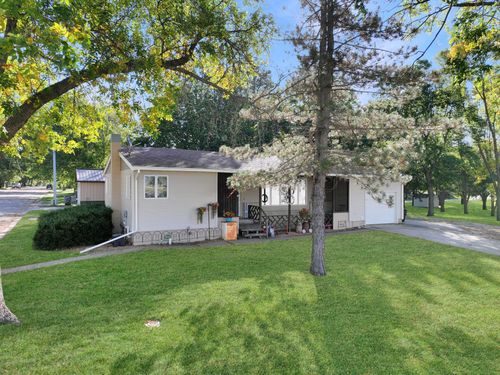 122 N Wallace St, Ivanhoe, MN, 56142-9560 | Card Image