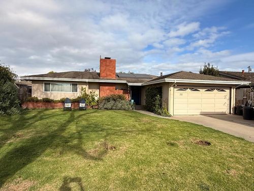 311 Amherst Dr, Salinas, CA, 93901-1914 | Card Image