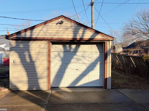 28034 Essex Street, Roseville, MI, 48066 | Card Image