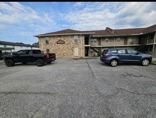 9-4518 Y A Tittle Ave, Baton Rouge, LA, 70820 | Card Image