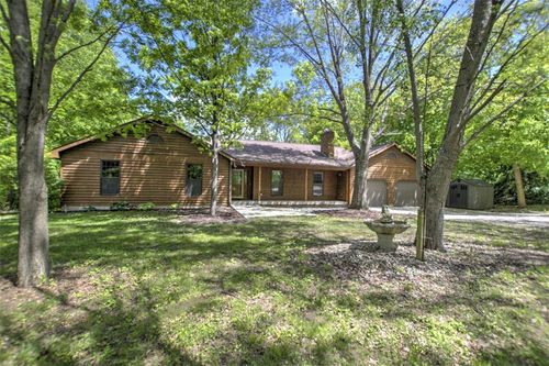 3092 Deer Trl, Decatur, IL, 62521-9232 | Card Image