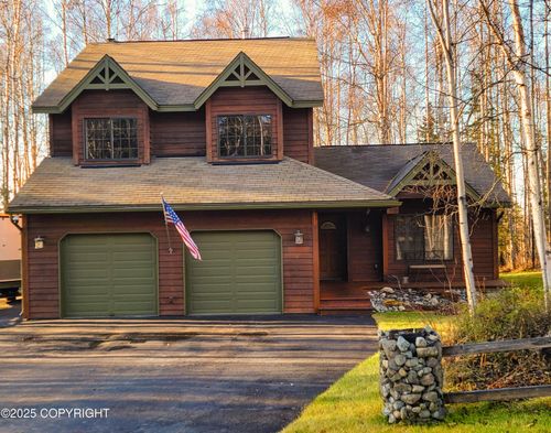 22528 Inlet Vista Dr, Chugiak, AK, 99567-5279 | Card Image