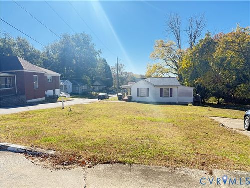 216 Bradley Rd, Danville, VA, 24540-3839 | Card Image