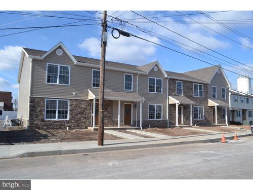 unit-2-16 Belmont Ave, QUAKERTOWN, PA, 18951-1336 | Card Image