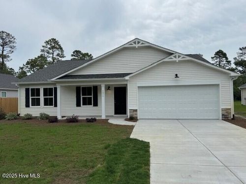 131 Cougar Rd, Boiling Spring Lakes, NC, 28461-9089 | Card Image