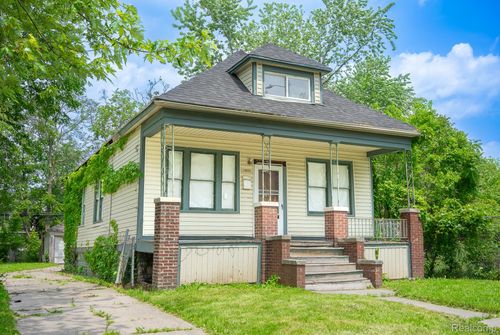 13057 Chelsea St, Detroit, MI, 48213-1912 | Card Image