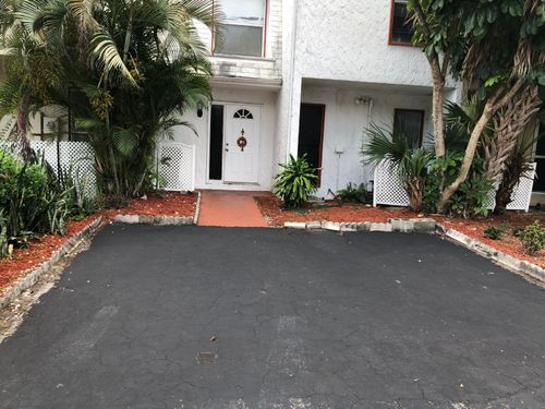 264 Sunshine Dr, Coconut Creek, FL, 33066-1843 | Card Image