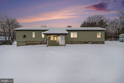 490 Shed Rd, NEWVILLE, PA, 17241-8759 | Card Image