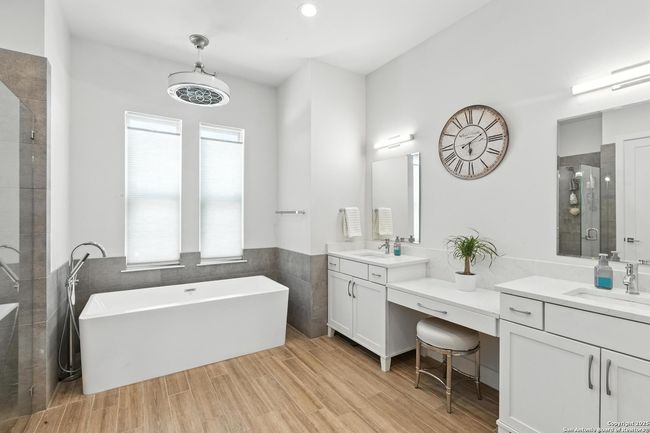 450 Peck St, House other with 4 bedrooms, 3 bathrooms and null parking in Kyle TX | Image 20