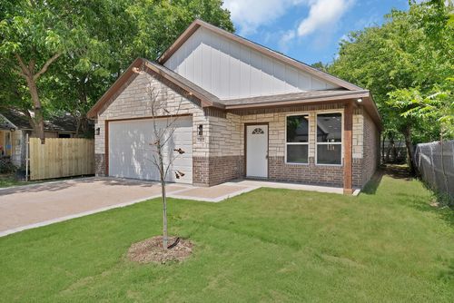 1112 Trinity St, Cleburne, TX, 76031-3340 | Card Image