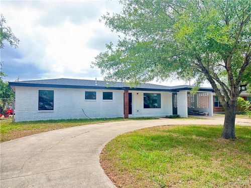 2125 Camellia Ave, McAllen, TX, 78501-6133 | Card Image