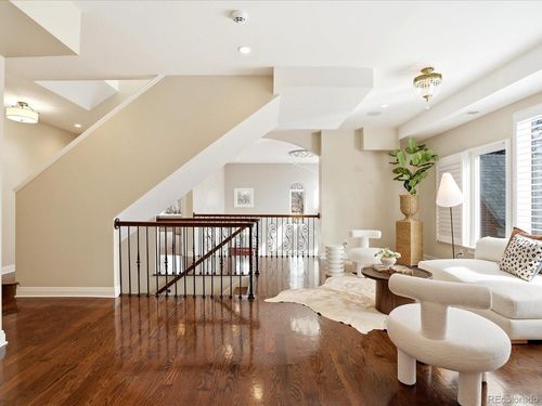 525 S Downing St, Denver, CO, 80209-4432 | Card Image