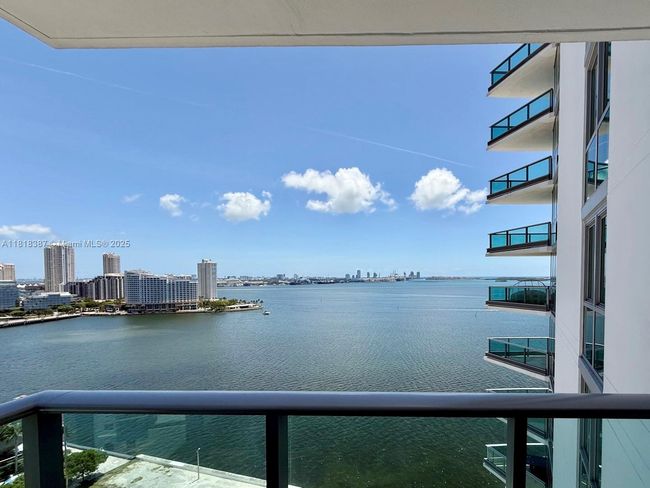 APT-2002 - 1331 Brickell Bay Dr, Condo with 2 bedrooms, 2 bathrooms and null parking in Miami FL | Image 5