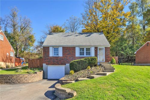 426 Millers Ln, Plum Boro, PA, 15239 | Card Image