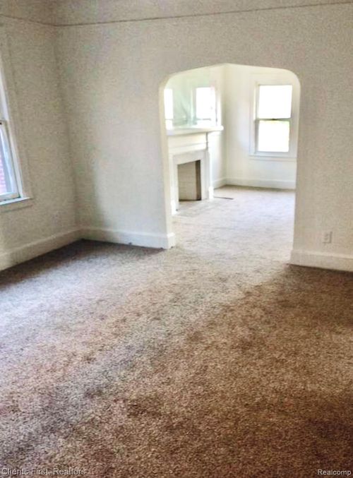 3224 Calvert St, Detroit, MI, 48206-1408 | Card Image